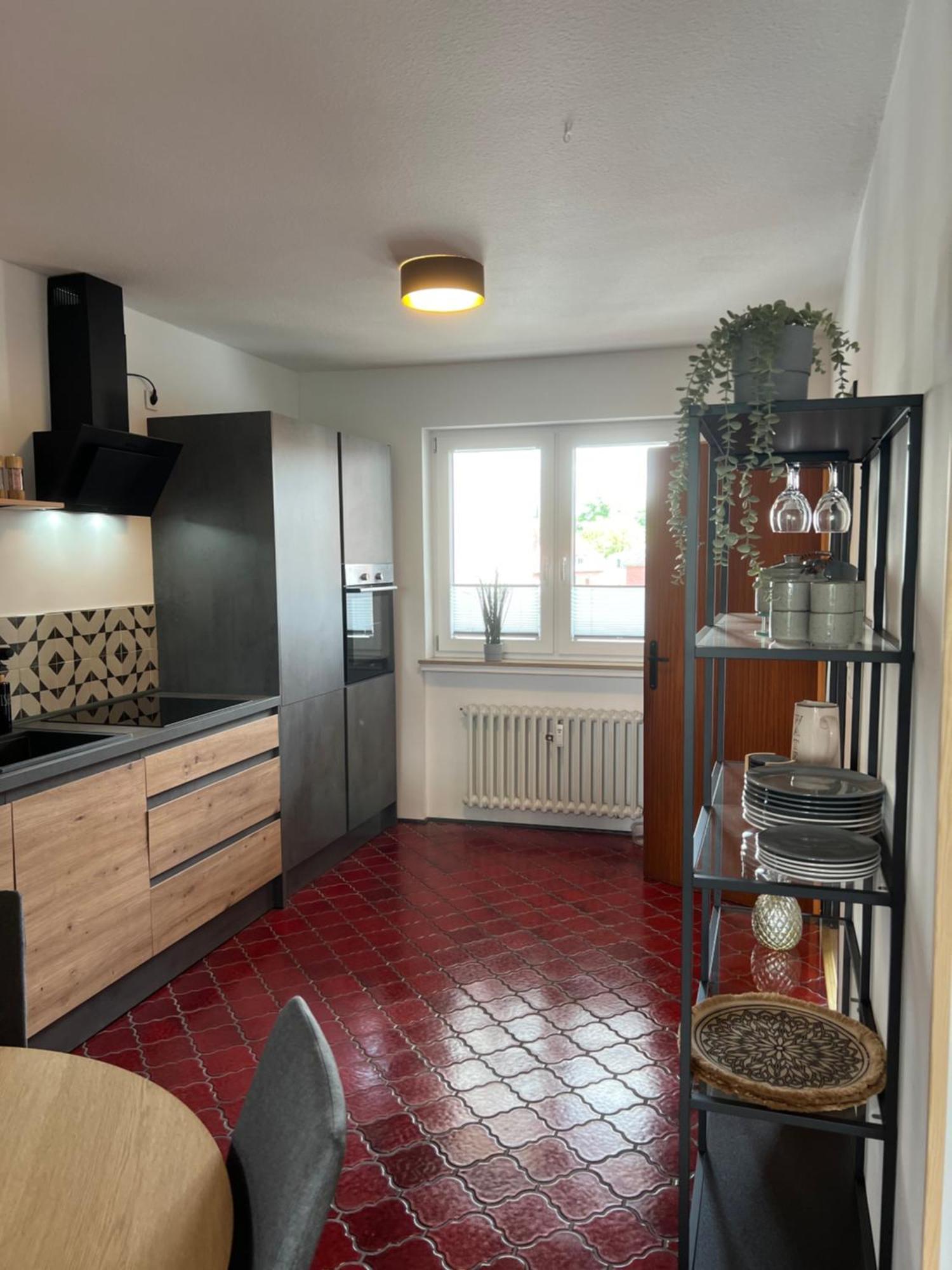Up Wuljke19 Neu Renovierte Unterkunft Inkl.Pkw Stellplatz Emden Bagian luar foto