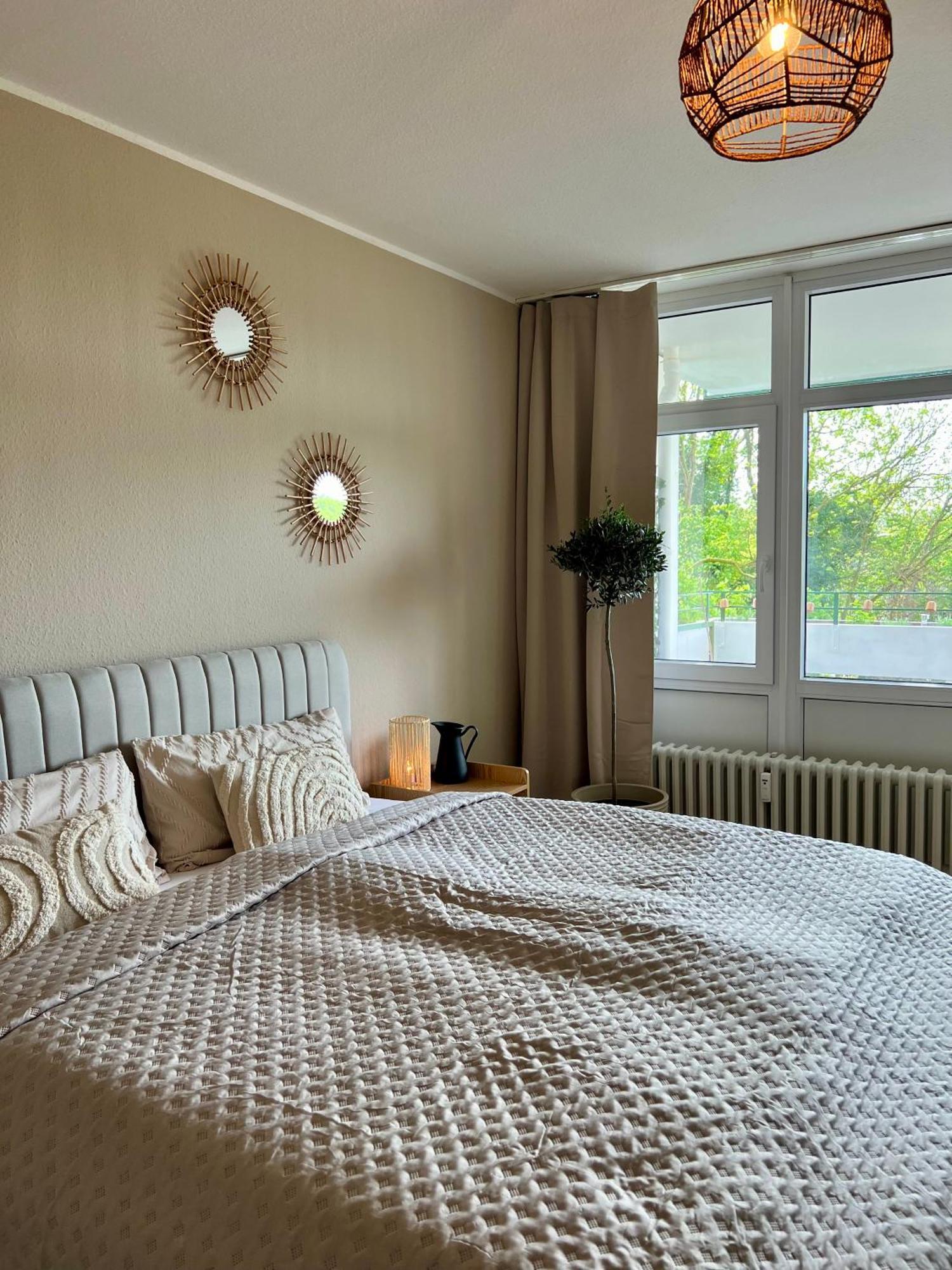 Up Wuljke19 Neu Renovierte Unterkunft Inkl.Pkw Stellplatz Emden Bagian luar foto