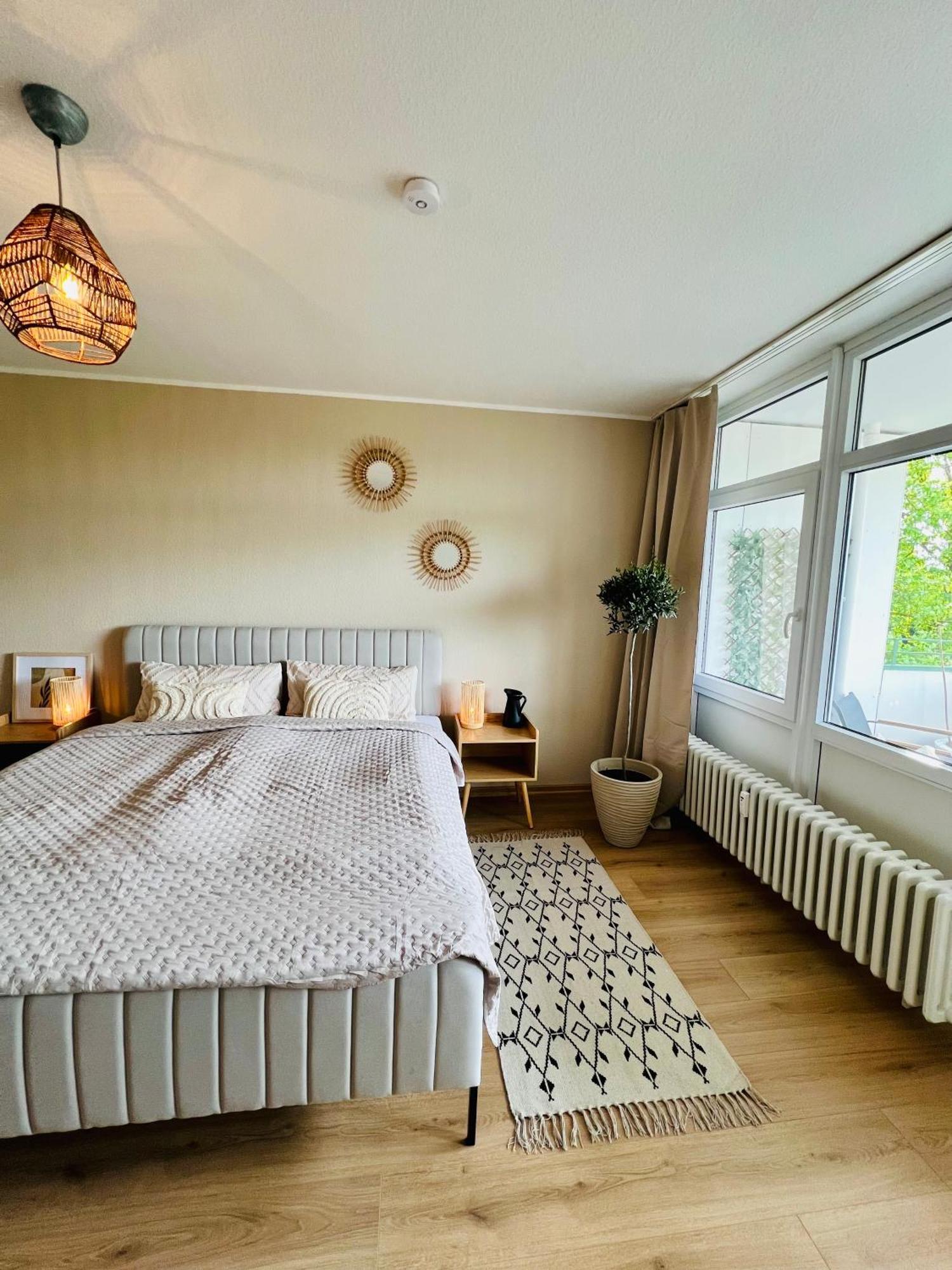 Up Wuljke19 Neu Renovierte Unterkunft Inkl.Pkw Stellplatz Emden Bagian luar foto